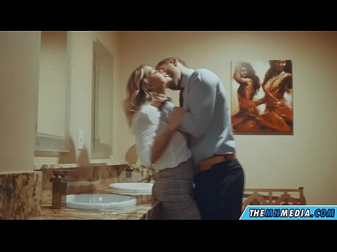 ❤️ جڏهن هڪ busty سنهري اوھان کي هڪ عوامي آرام روم ۾ seduces ❤❌ سپر جنسي تي sd.xxx-wow-net.ru